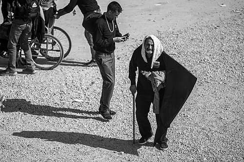 Arba'een In Mehran City 2016 - Iran (Black And White Photography-Mostafa Meraji) اربعین در مهران- ایران- عکس های سیاه و سفید 02.jpg