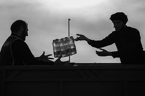 Arba'een In Mehran City 2016 - Iran (Black And White Photography-Mostafa Meraji) اربعین در مهران- ایران- عکس های سیاه و سفید 11.jpg